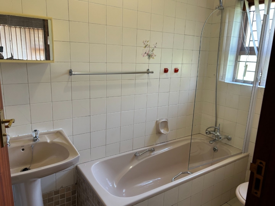 4 Bedroom Property for Sale in Camphersdrift Western Cape